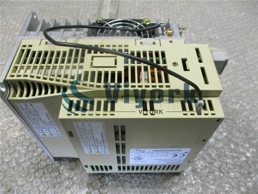 Yaskawa SGDH-05DE Industrial Servo Drive 50 / 60HZ 380-480VAC INPUT 2AMP