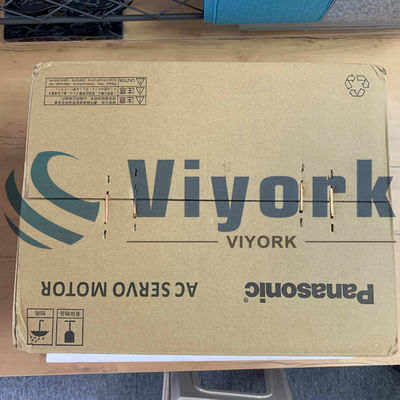 PANASONIC MDME402GCGM AC SERVO MOTOR NEW