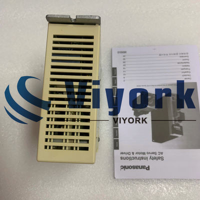 Panasonic MSD011A1X AC SERVO DRIVER 1PH 100VAC INPUT 100W OUTPUT NEW